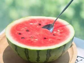 娱乐吃瓜封面怎么做