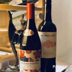 娱乐吃瓜酱红酒百醇