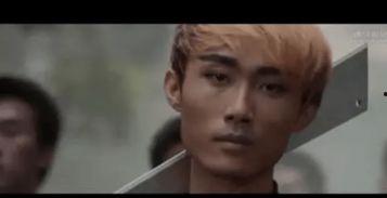 娱乐吃瓜君去女友打工的地方,揭秘女友打工地，吃瓜群众一探究竟