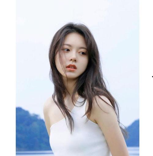 娱乐圈吃瓜爆料 王一博,娱乐圈风云再起，揭秘他的神秘生活